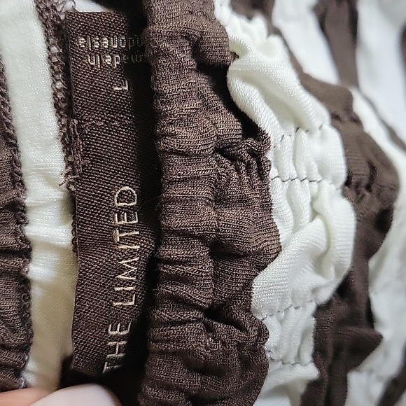 Ladies Top - Picture 2 of 4